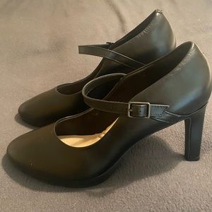 Clarks Collection Black Pumps
